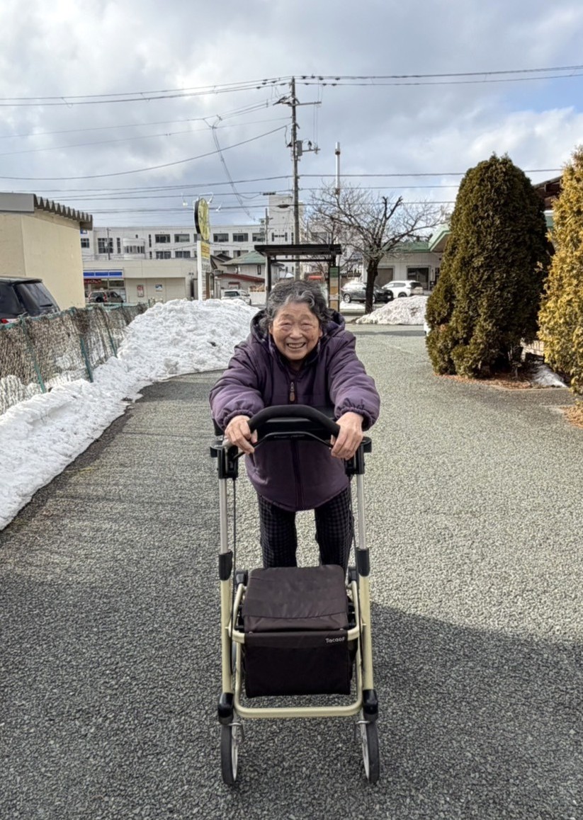 外を歩けた!満面の笑顔